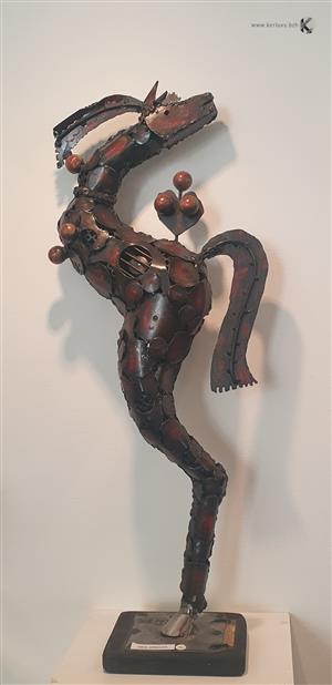 sculpture - Cheval surréaliste - Stanko Kristic)